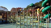 2年生社会見学を開きます。